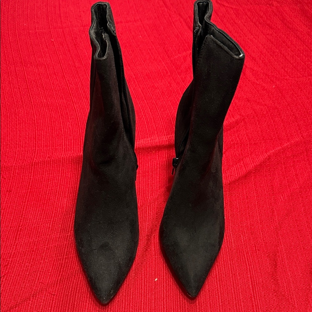 Elegant Black Women's Boots
